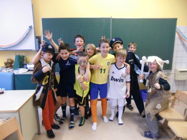 Fasching in der 4A